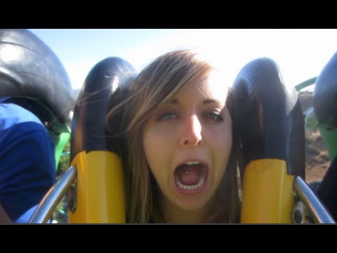 SCREAMING at Six Flags ! ! !