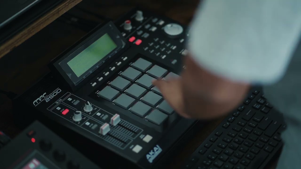 Time Is A Machine! Akai MPC 2500