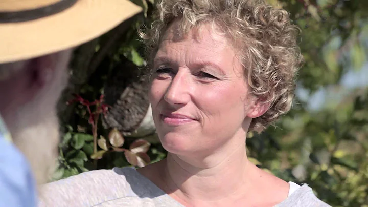 John Langley trifft. Heute: Julia Westlake