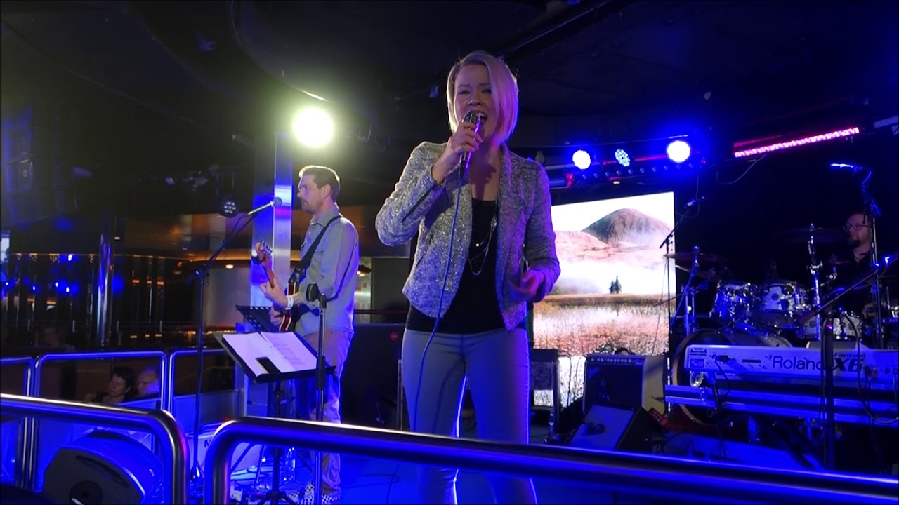 Saana Sassali & Aika VeliKultia - Kesää kohti