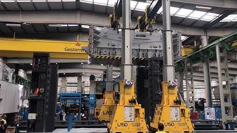 Side Shifting a Heavy Load Using an Enerpac Hydraulic Gantry