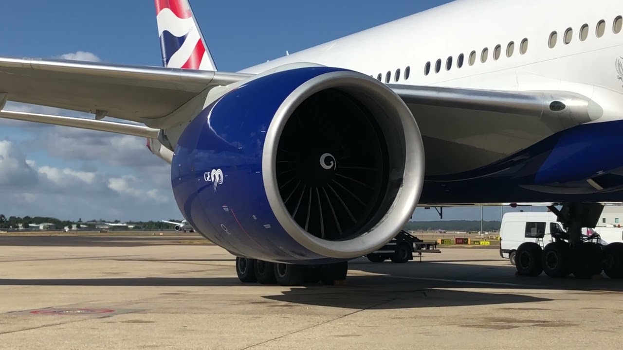 Boeing 777-200 GE90 Engine Start Sound - YouTube