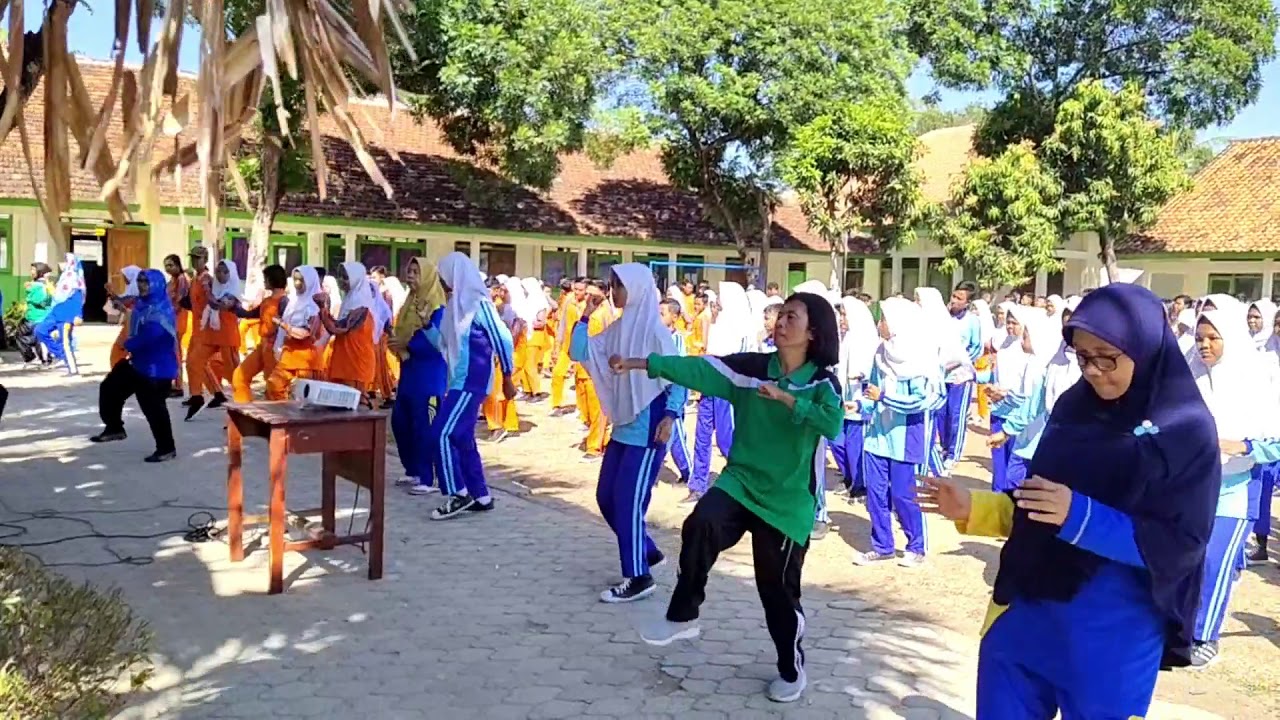 Sekolah Ramah Anak SMPN 1 Raman Utara