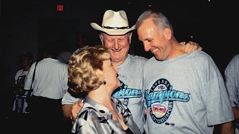 Gregg Popovich tells a hilarious and touching stor...