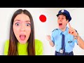 LUÌ CREDE DI ESSERE UN POLIZIOTTO!