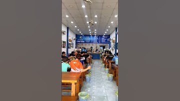 Hủ tiếu mực món ăn ngon của người việt