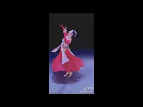 Uzbek Dance by Gulmira Mamat