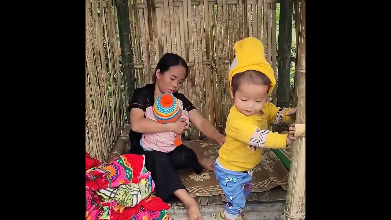 Poor Family Poor Life SINGLE MOTHER work hard to survival Raises 2 POOR child in wild