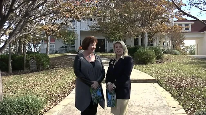 The Home You Want to Own Lesli Akers/ Sharon Hodne...