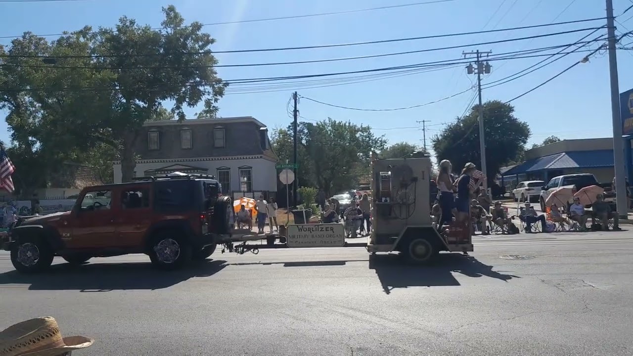 2025 Comal County Fair Parade (Part 2) - Wurlitzer Military Band Organ