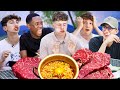 British High Schoolers Try Korean Beef + Ramyeon Combo for the first time!!