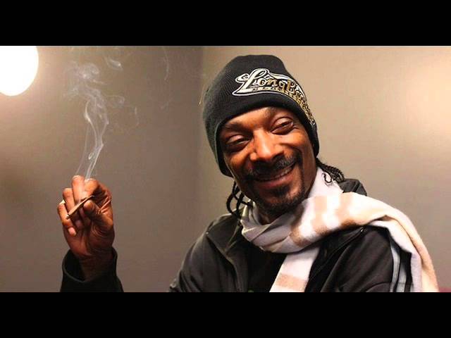 Snoop Lion - Smoke The Weed ft. Collie Buddz class=