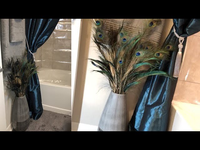 PEACOCK FEATHER DECOR