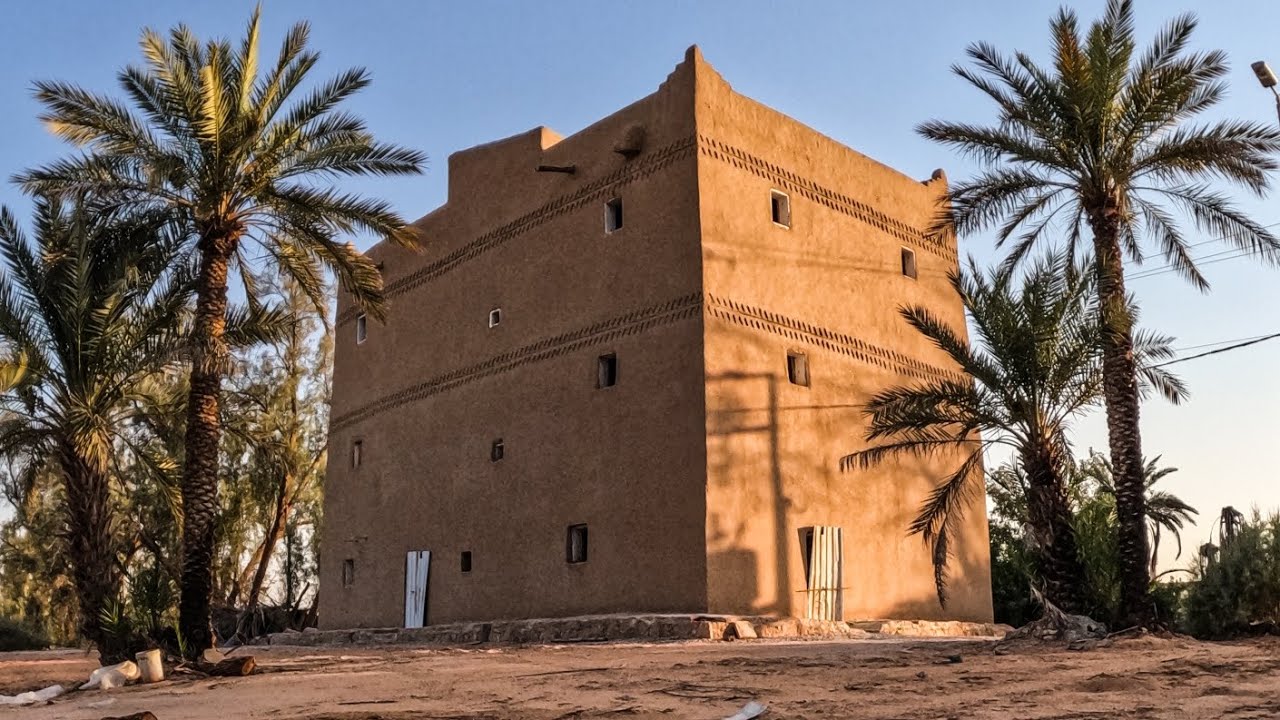 قصر السعيّد بمحافظة #الشماسية بمنطقة #القصيم . تاريخه يمتد لأكثر من (٣٠٠) سنة