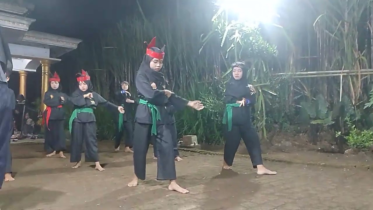 Kembangan Pencaksilat Barisan °•° || Barisan pencaksilat junior Rukun Santoso