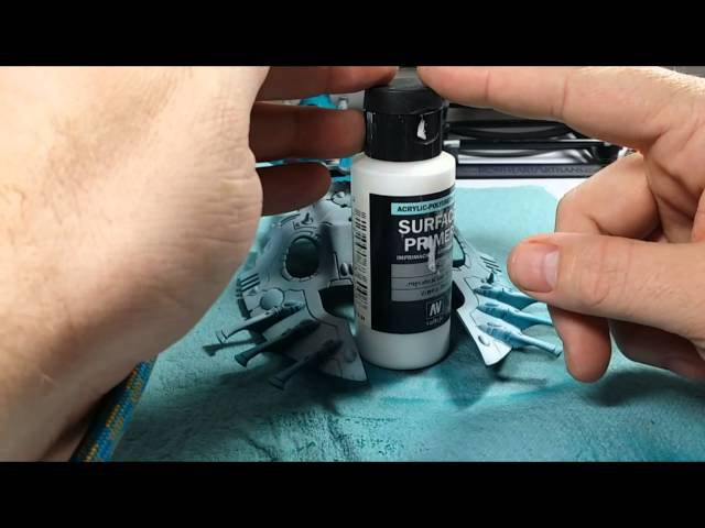 Airbrush Primer: Vallejo Surface Primer Vs Badger Stynylrez 