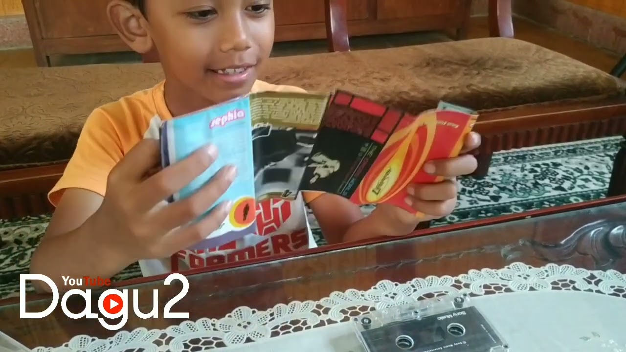 Reaksi Anak 9 Tahun Melihat Kaset Pertama Kalinya  @aldilucky  