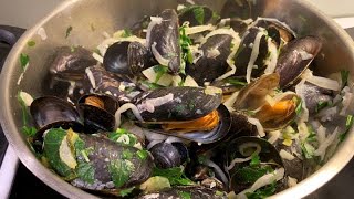 Belgium Style Swedish Mussels (Indonesian chef) 20200515