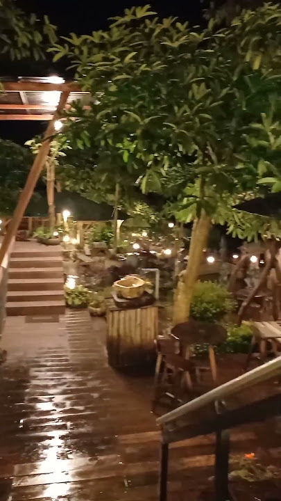 makan malam di 7 Bintang Coffee Tulungagung Jawa Timur #shots #viral #cafe #lifestyle #dinner