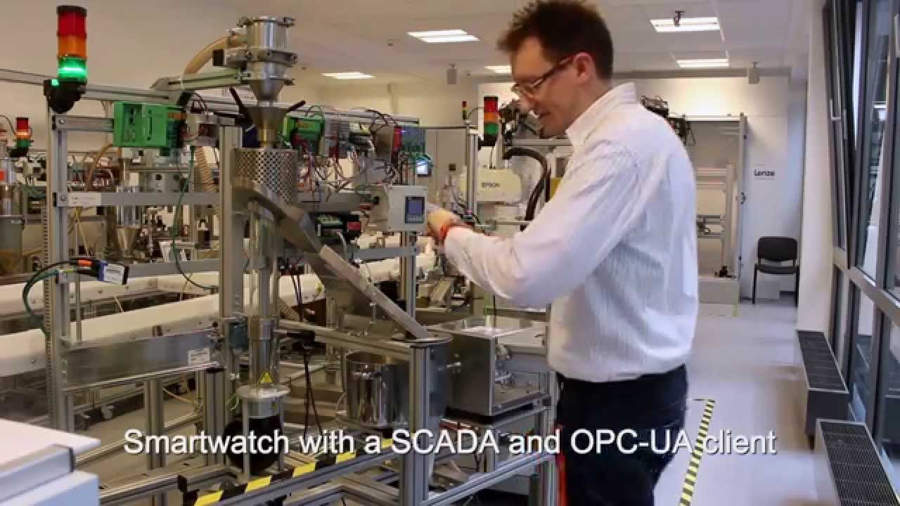 SmartWatch meets SmartFactory