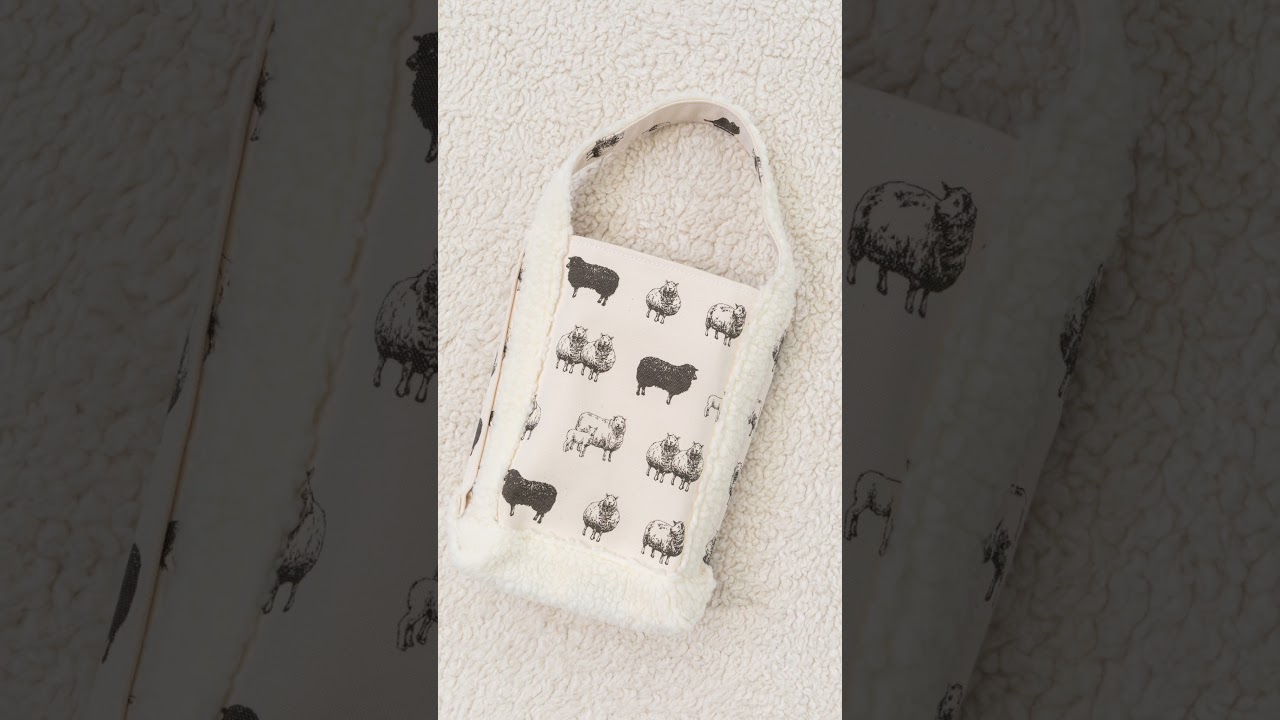 BAGUETTE TOTE》Miknits shorts 20 羊たちとお出かけ #三國万里子