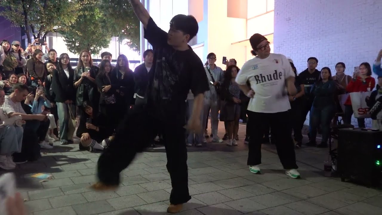 231102 Hongdae busking dadada_crew - HALA HALA (Hearts Awakened, Live Alive) (ATEEZ)