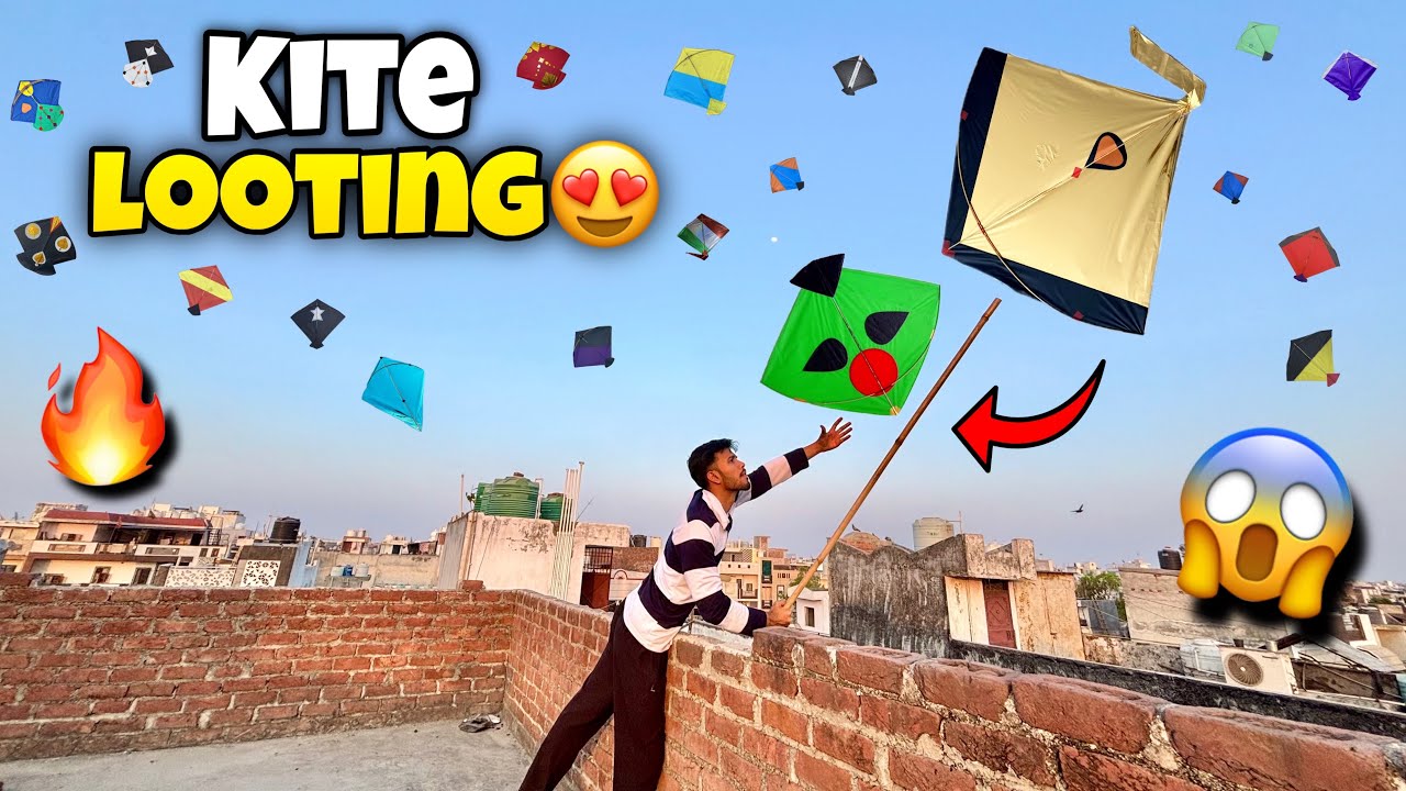 Kite looting aaj mene chhat pe badi patang loot li😱🪁kite looting on rooftop😍