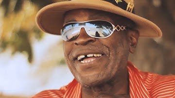 Eek-A-Mouse & Irie Ites - Put Food On The Ghetto Youth Table (Official Video)