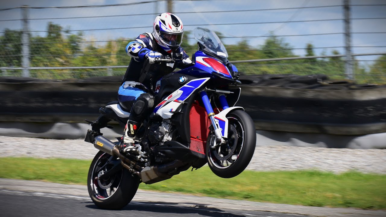 Bmw s1000xr @ bishopscourt racing circuit