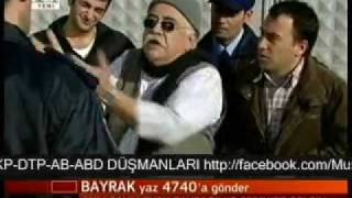 Türküm Ulan Alin Beni̇de İçeri̇