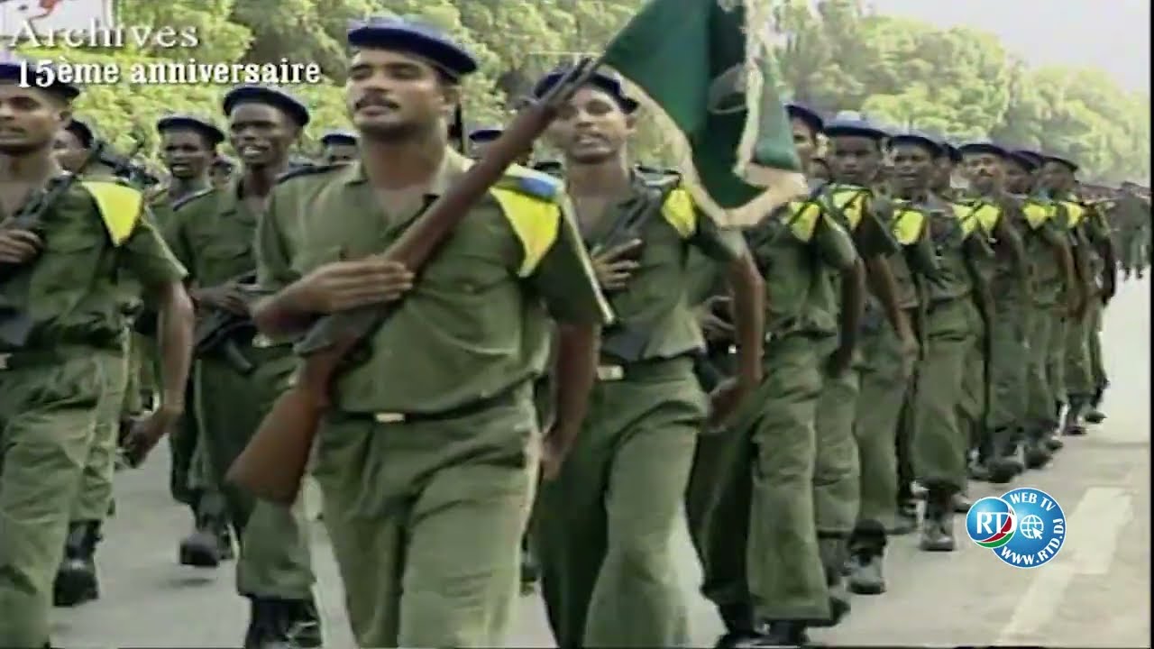 Edition spéciale :15ème Anniversaire de l'armée (1992)