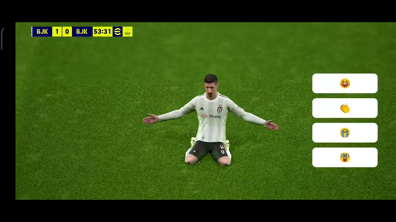 kuzenim Hamza ile e-futbol oynadım - YouTube