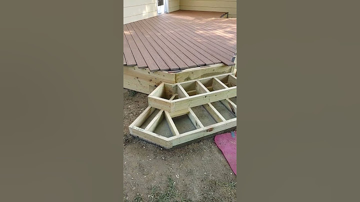 steps on the Corner. #deck #steps