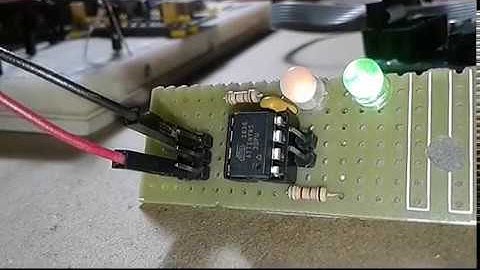 USBtinyISP Primer  -  First Test Video Blink