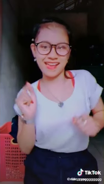 TIKTOK viral goyang hot