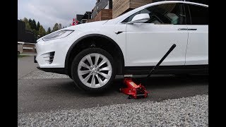 Protect your tesla battery pack from being destroyed by using homemade
jack pad :-) if you buy a model s or x trough the link below, get free
super...