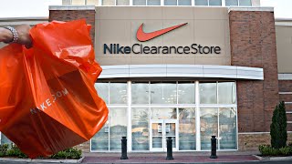 Nike Outlet Clearance at the Loop,  I finally 