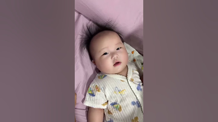 宝宝对待爸爸和妈妈的不同，这也太双标了