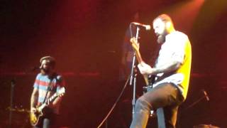Four Year Strong -  On a Saturday Tonight We Feel Alive)