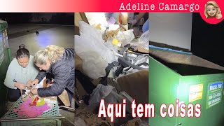 Dumpster noturno sempre da medo!