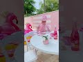 باربي قرب المسبح باربي قرب المسبح