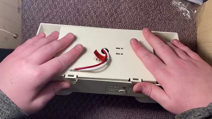 My new emergency light!! (Lithonia lighting EU2C)