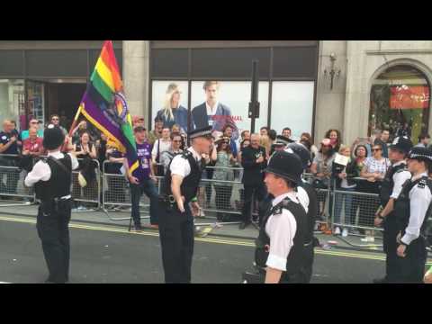 London Pride 2016 surprise marriage proposal Met Police