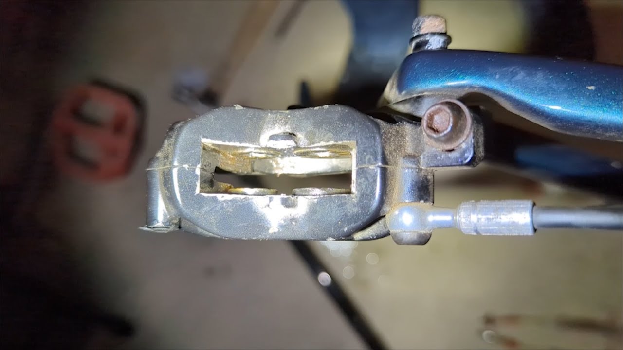 Lubricating my brake pistons almost failed! YouTube