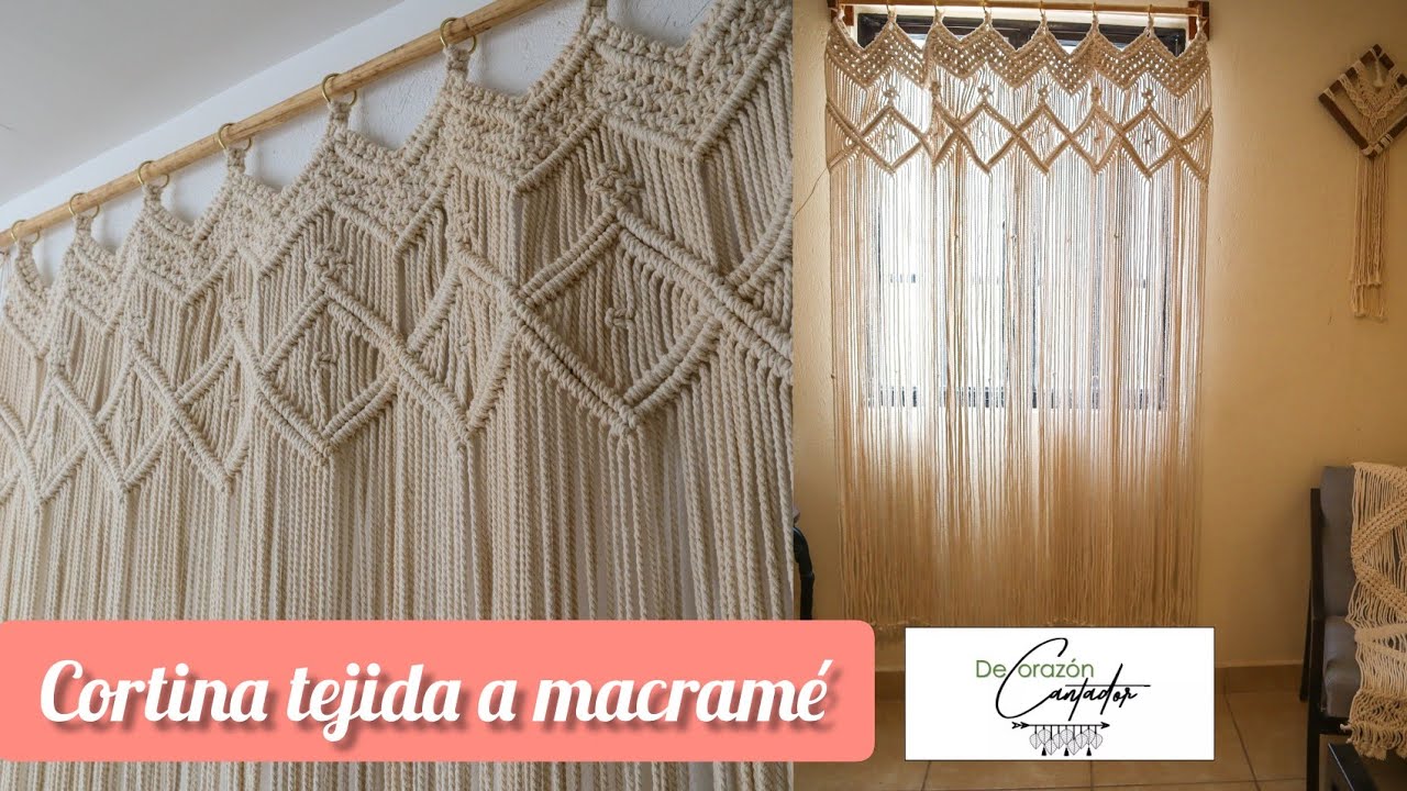 Cortina tejida a macramé con aros metálicos 