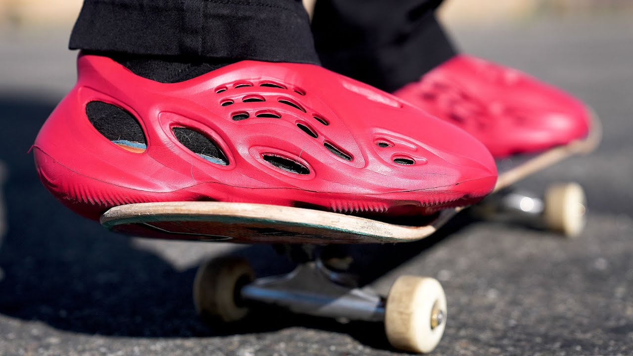 FOAM RUNNER SHOES GAME SKATE - YouTube