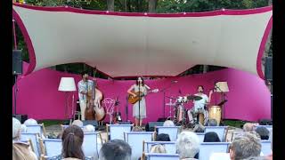 I'll tell you something / Gabi Hartmann Rosa Bonheur Festival
