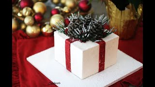 How to Make Edible Pine Needles and Snow for Cakes! (And some stenciling, too :)