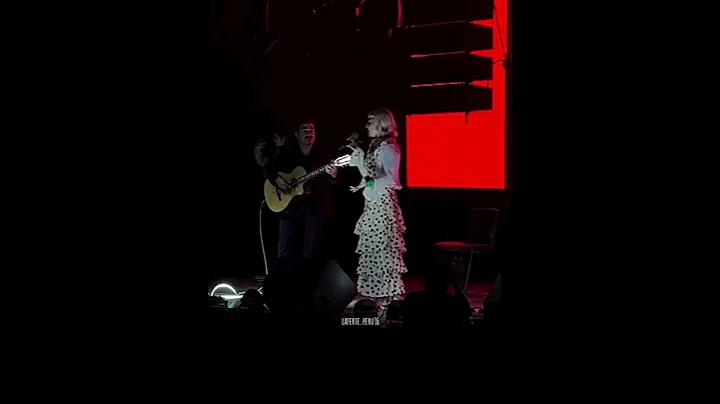 Mon Laferte at the Libres Festival ❤️ #monlafertefans #monlaferte #parati