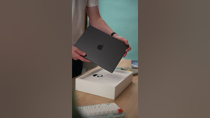 M4 MacBook Pro in space black is stunning 🖤